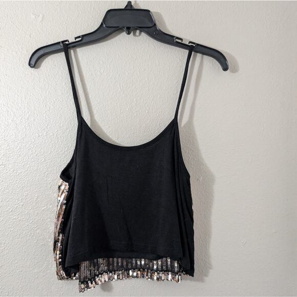 Charlotte Russe Sequin Crop top - Picture 3 of 3